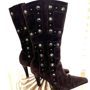 Antonio Melani Euro211 Brown Fudge Suede Studded boots 6.5 M